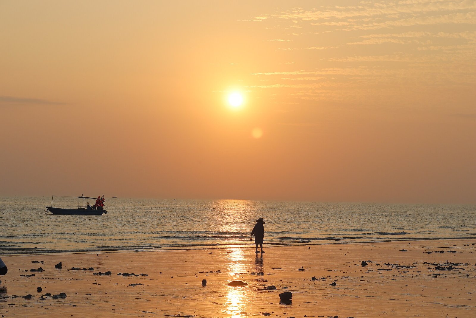 Sunset at Dishuidanping beach